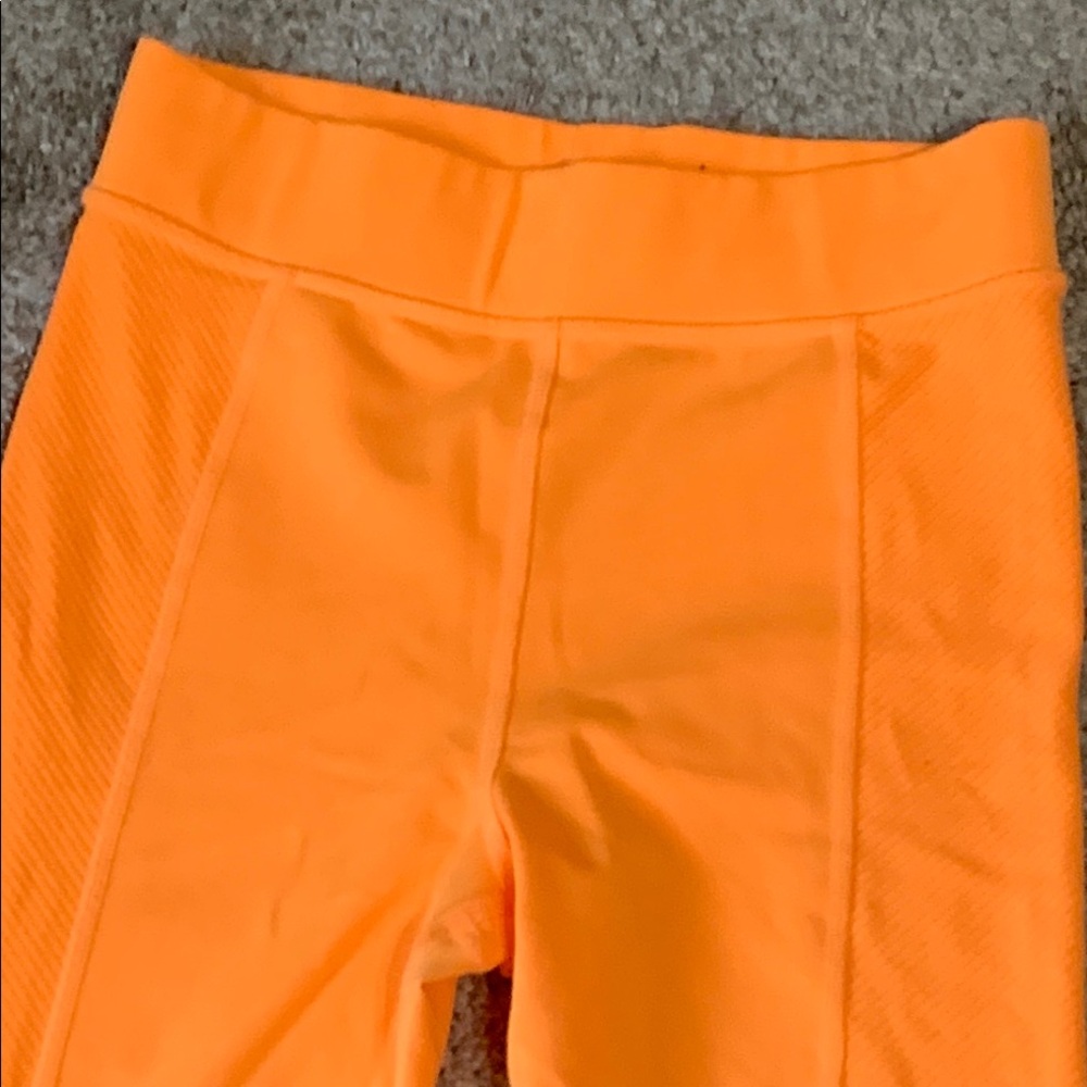Alo Orange Leggings - Picture 2 of 4